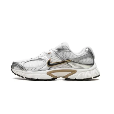 کتونی نایک وی 5 نقره ای طلایی Nike V5 RNR Parachute Beige